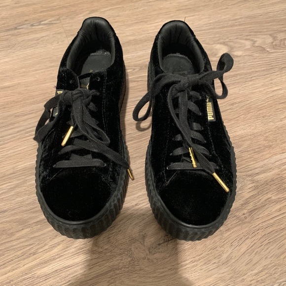 fenty puma black velvet creepers